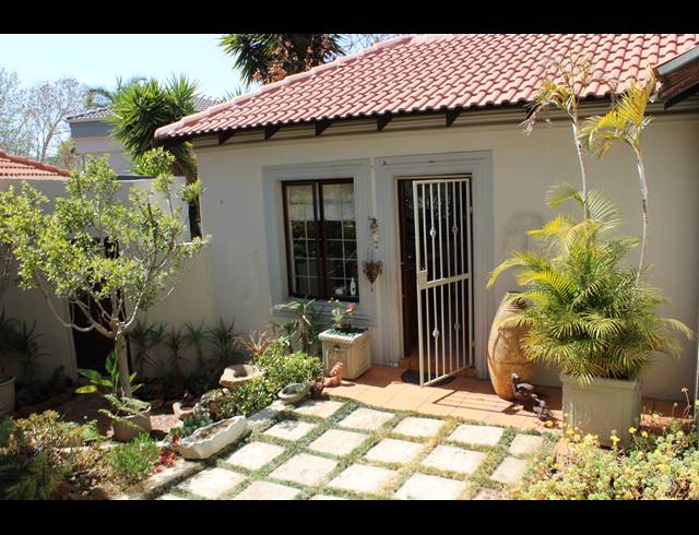 3 BEDROOM FREESTANDING TO LET IN WOODHILL GOLF ESTATE